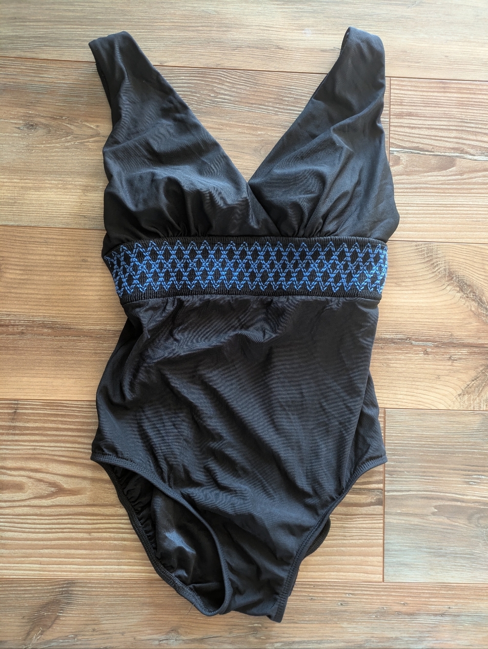 Great Lengths Padded Black & Blue Embroidered One Piece Swimsuit Size 10